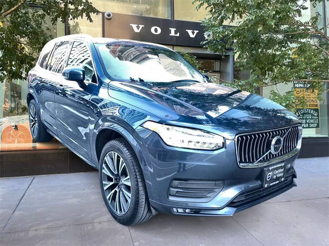 2020 Volvo XC90 Momentum AWD photo