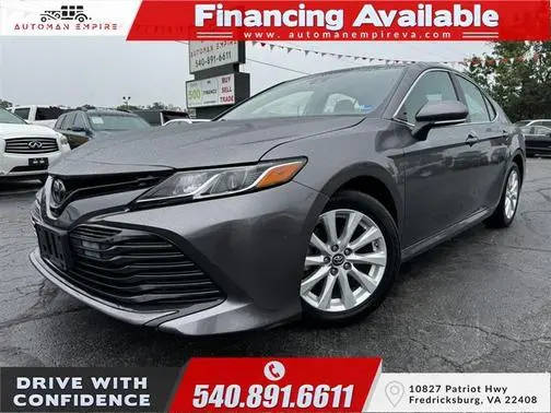 2019 Toyota Camry LE FWD photo