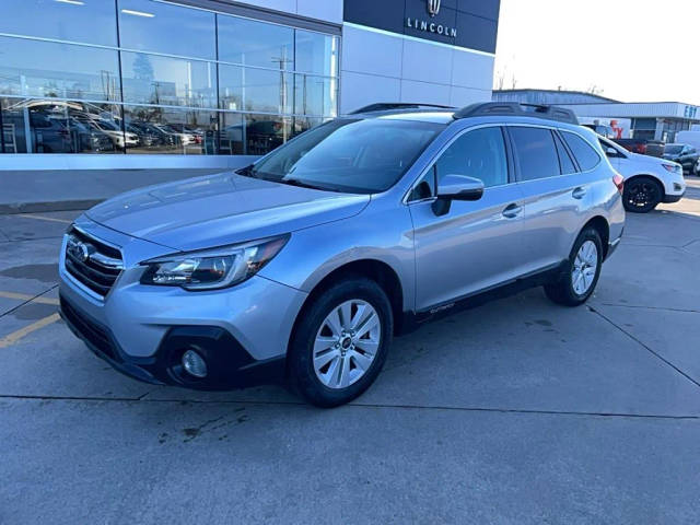 2019 Subaru Outback Premium AWD photo