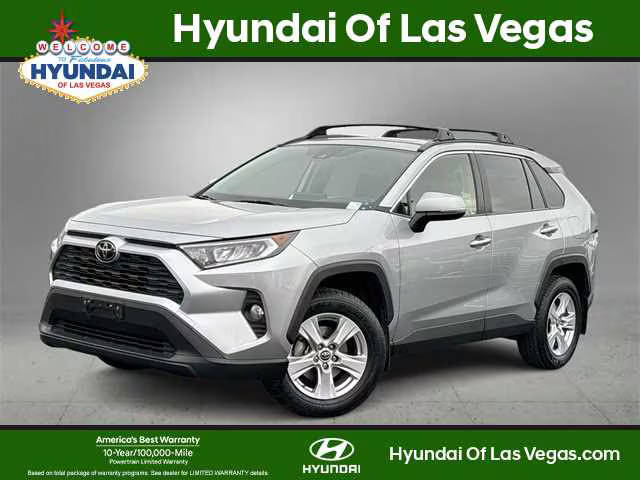 2019 Toyota RAV4 XLE FWD photo