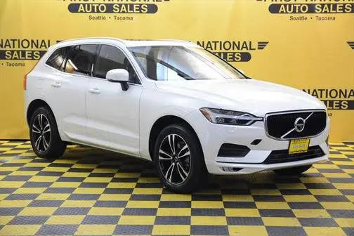 2020 Volvo XC60 Momentum AWD photo