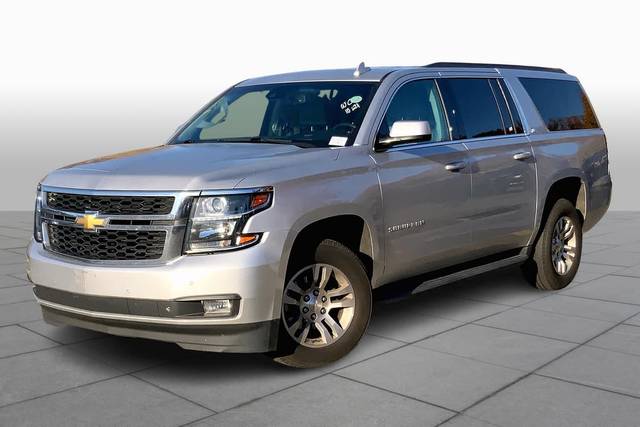 2019 Chevrolet Suburban LT 4WD photo