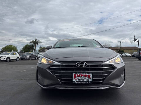 2020 Hyundai Elantra SEL FWD photo