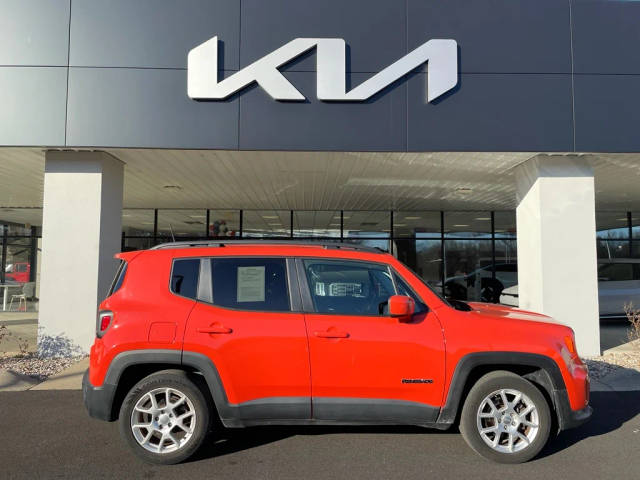 2019 Jeep Renegade Latitude FWD photo