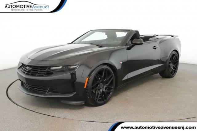 2019 Chevrolet Camaro 1LT RWD photo