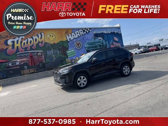 2019 Toyota RAV4 LE AWD photo