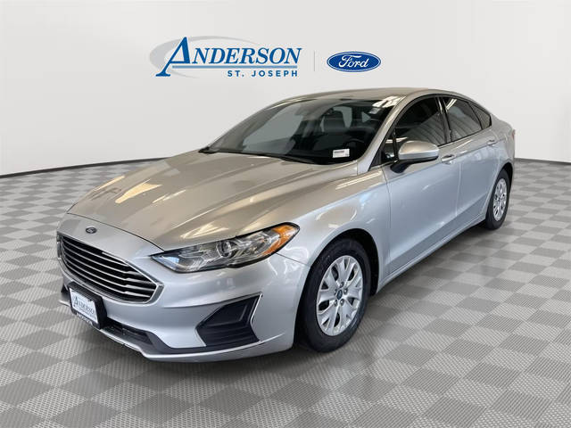 2019 Ford Fusion S FWD photo