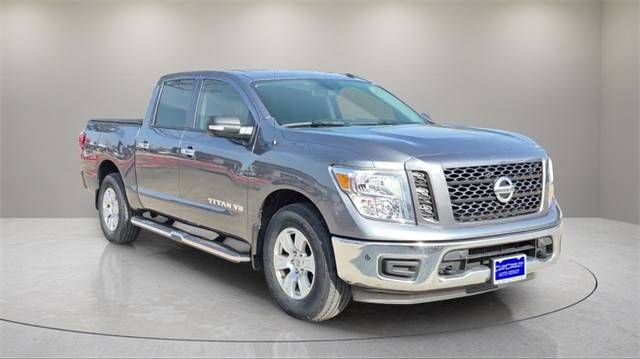 2019 Nissan Titan SV 4WD photo