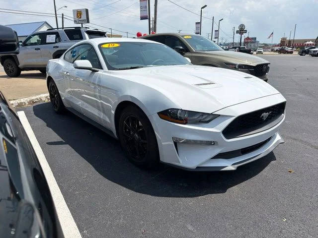 2019 Ford Mustang EcoBoost RWD photo