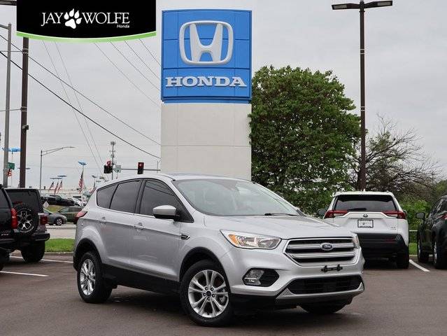 2019 Ford Escape SE FWD photo