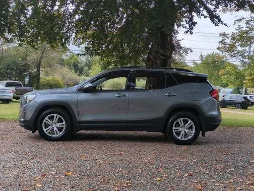 2020 GMC Terrain SLE AWD photo