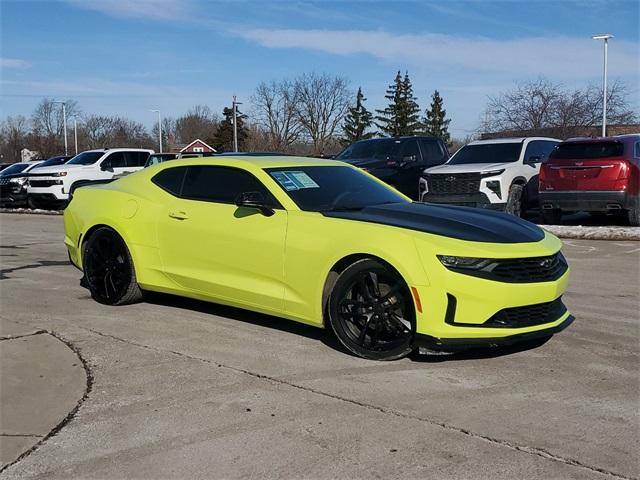 2020 Chevrolet Camaro 2LT RWD photo