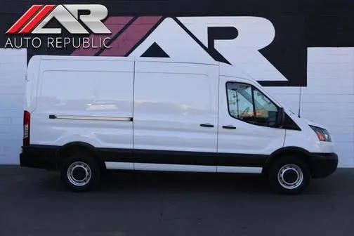 2019 Ford Transit Van  RWD photo