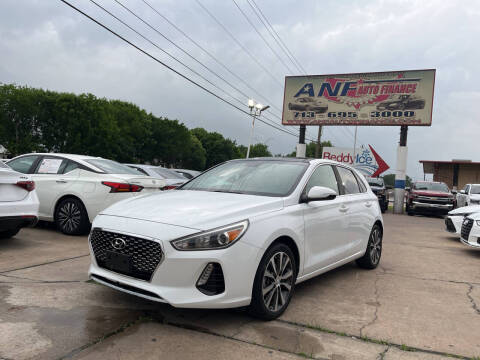 2019 Hyundai Elantra GT FWD photo