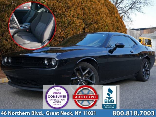 2019 Dodge Challenger SXT RWD photo