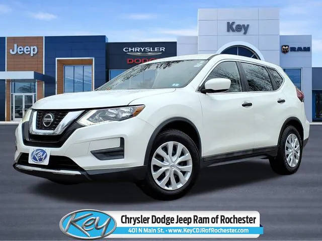 2019 Nissan Rogue S FWD photo