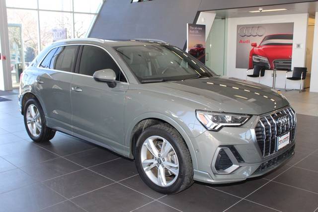 2019 Audi Q3 S line Prestige AWD photo