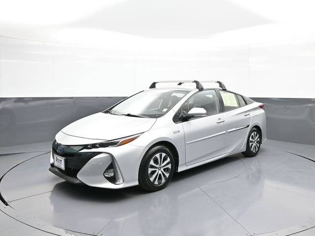 2020 Toyota Prius Prime Limited FWD photo