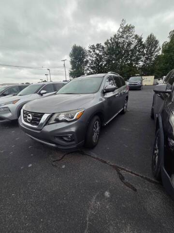 2018 Nissan Pathfinder SL FWD photo