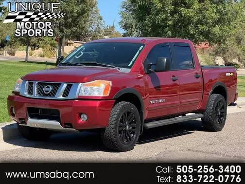 2015 Nissan Titan PRO-4X 4WD photo