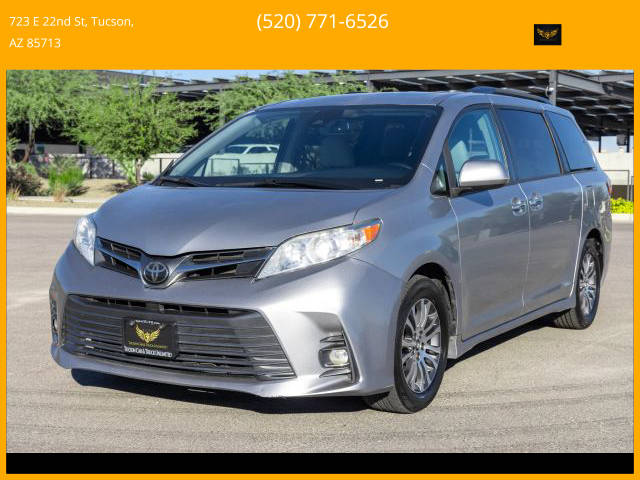 2018 Toyota Sienna XLE FWD photo