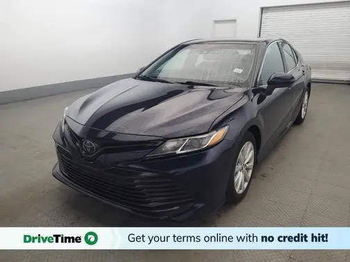 2019 Toyota Camry LE FWD photo