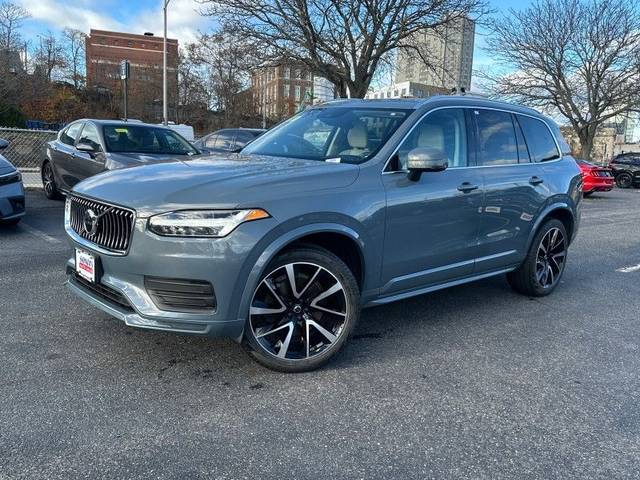 2020 Volvo XC90 Momentum AWD photo