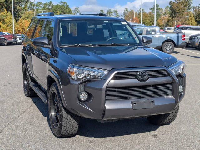 2019 Toyota 4Runner SR5 RWD photo
