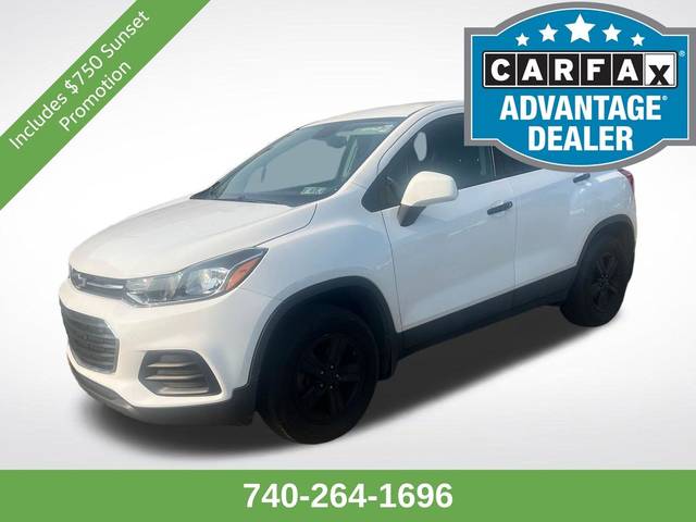 2020 Chevrolet Trax LS AWD photo