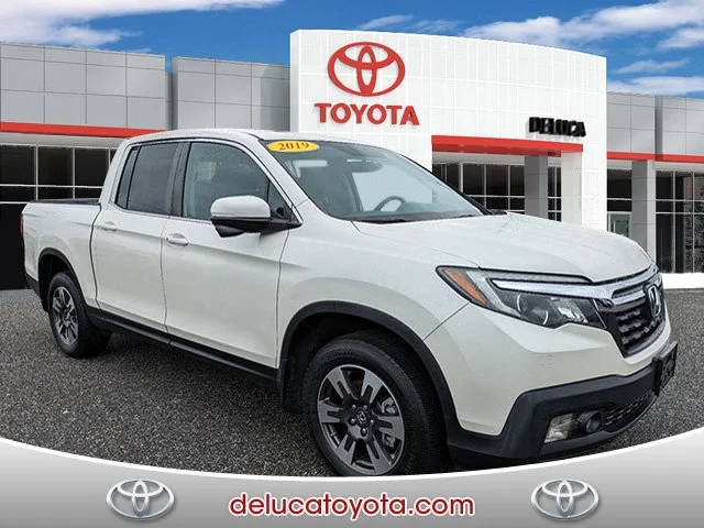 2019 Honda Ridgeline RTL-T AWD photo