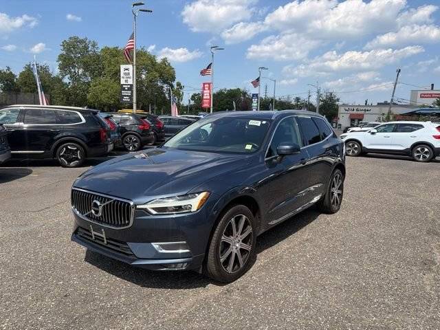 2020 Volvo XC60 Inscription AWD photo