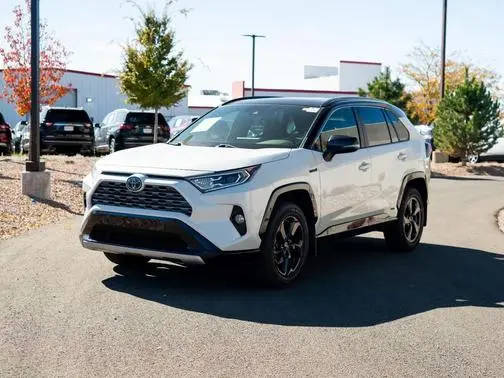 2019 Toyota RAV4 Hybrid XSE AWD photo