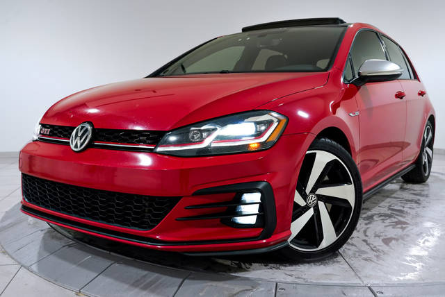 2019 Volkswagen Golf GTI SE FWD photo
