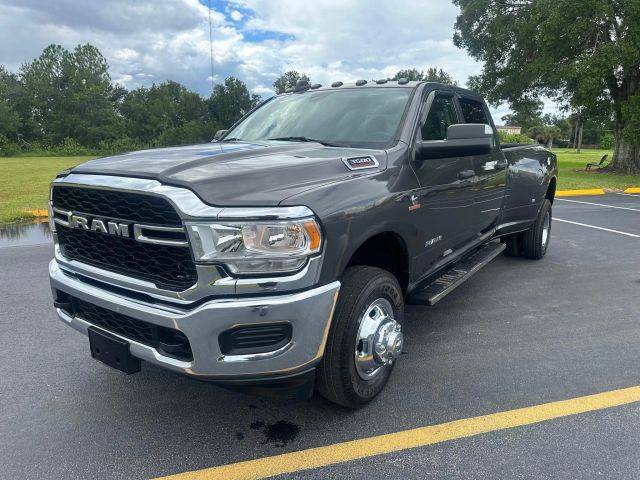 2019 Ram 3500 Tradesman 4WD photo