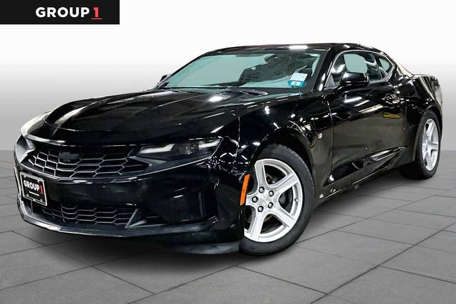 2020 Chevrolet Camaro 1LT RWD photo
