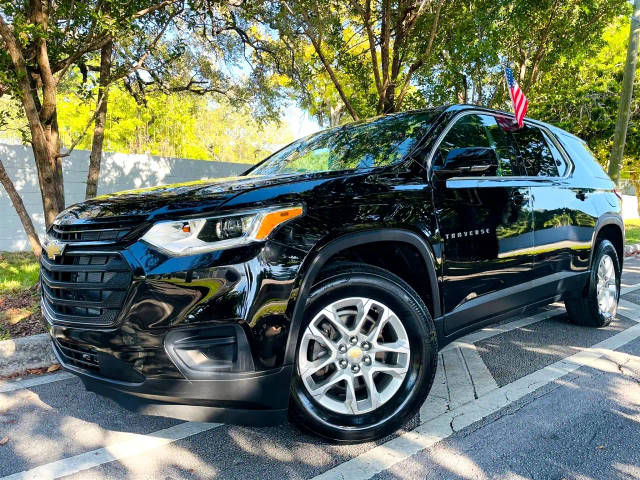 2020 Chevrolet Traverse LS FWD photo