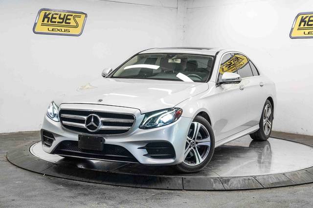 2019 Mercedes-Benz E-Class E 300 RWD photo