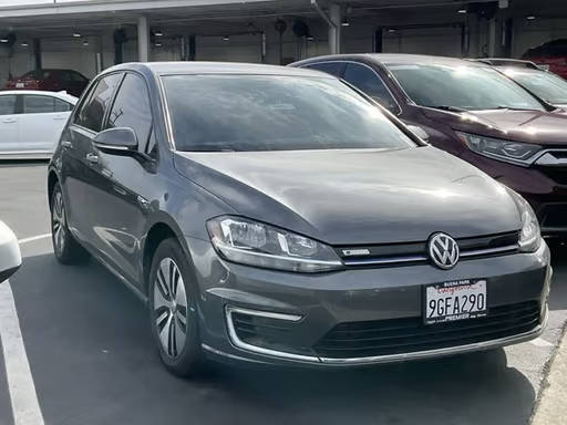 2019 Volkswagen e-Golf SE FWD photo