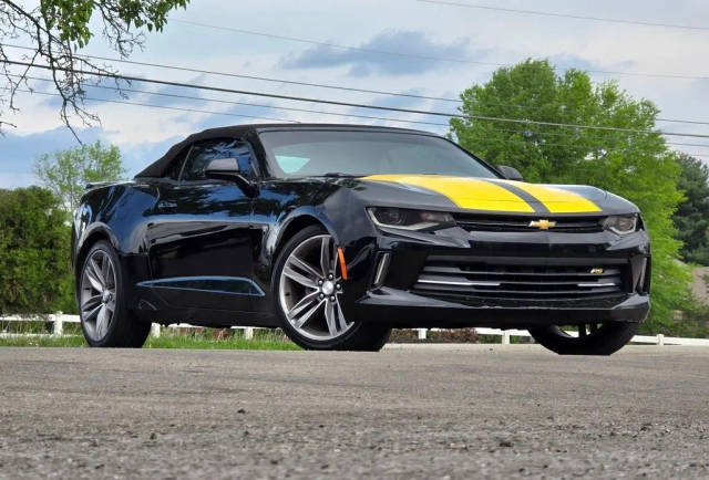 2018 Chevrolet Camaro 1LT RWD photo