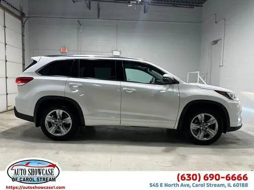 2019 Toyota Highlander Limited AWD photo