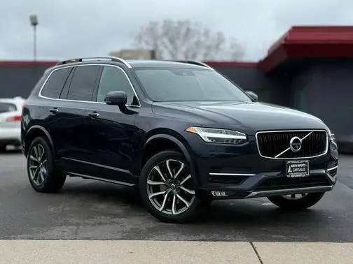2016 Volvo XC90 T6 Momentum AWD photo