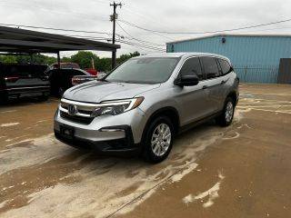 2019 Honda Pilot LX FWD photo