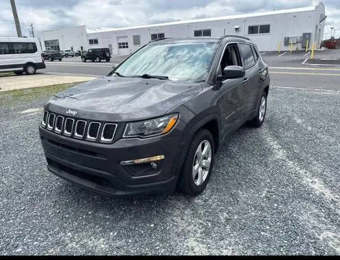 2019 Jeep Compass Latitude FWD photo