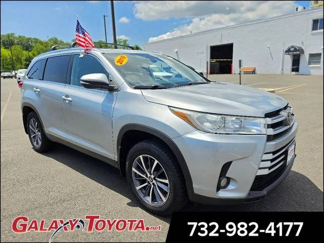 2019 Toyota Highlander XLE AWD photo