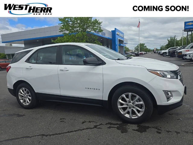 2020 Chevrolet Equinox LS FWD photo