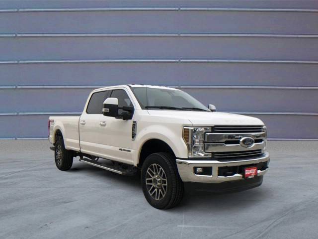 2019 Ford F-350 Super Duty LARIAT 4WD photo