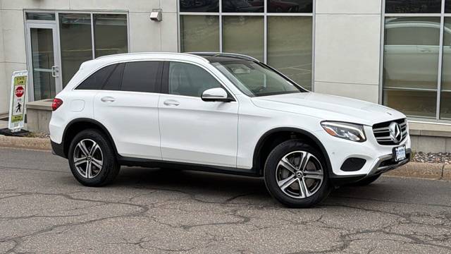 2019 Mercedes-Benz GLC-Class GLC 300 AWD photo
