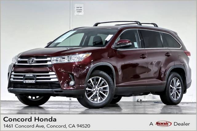 2019 Toyota Highlander XLE AWD photo