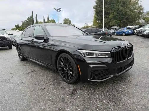 2020 BMW 7 Series 740i RWD photo