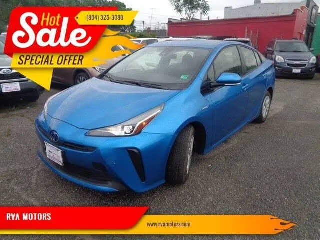2019 Toyota Prius LE FWD photo